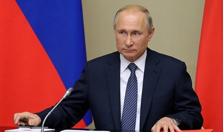Rusya’da resmi olmayan sonuçlara göre devlet başkanlığı seçimini Putin kazandı