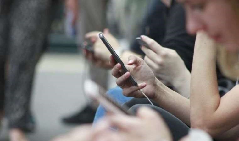 Yapay zekâ temelli çeviri uygulamalarıyla çevirmenlik, tercümanlık tarihe karışabilir