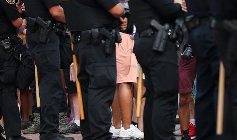 ABD’de polis şiddeti telefon kamerasına yansıdı