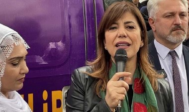 Meral Danış Beştaş'tan ilk açıklama… 'Bizim seçmenlerimiz İmamoğlu'na verdi' – Son Dakika Siyaset Haberleri | Cumhuriyet