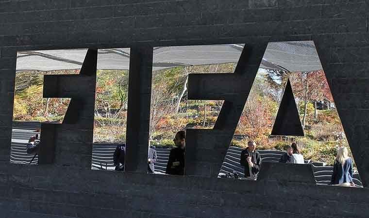 SON DAKİKA: FIFA’dan 5 Süper Lig kulübüne transfer yasağı