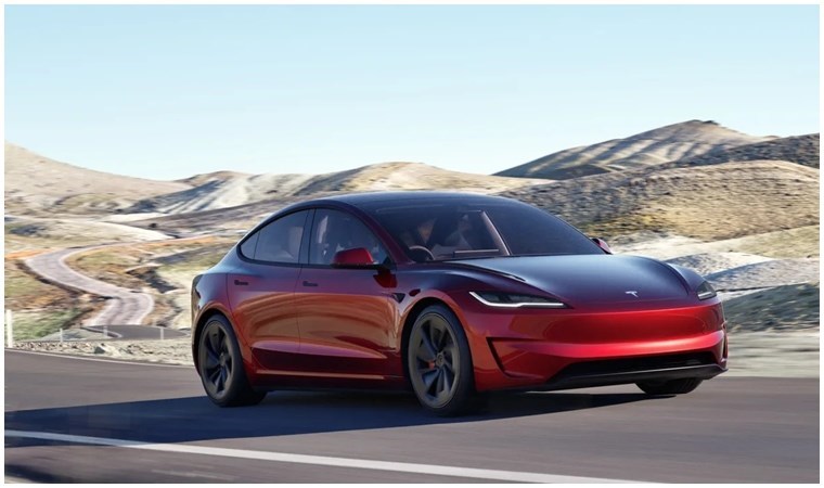 Elon Musk, otonom sürüş teknolojisi için lobi yapıyor