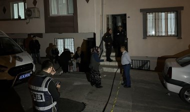 İzmir’de baba vahşeti: Eşi barışmayı kabul etmeyince 2 çocuğu ile kendisini vurdu! – Son Dakika Türkiye Haberleri | Cumhuriyet