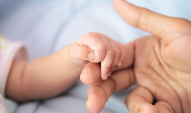 SGK duyurdu: Ankara, İstanbul ve İzmir’de annelere 12 ay boyunca 325 euro ödeme yapılacak