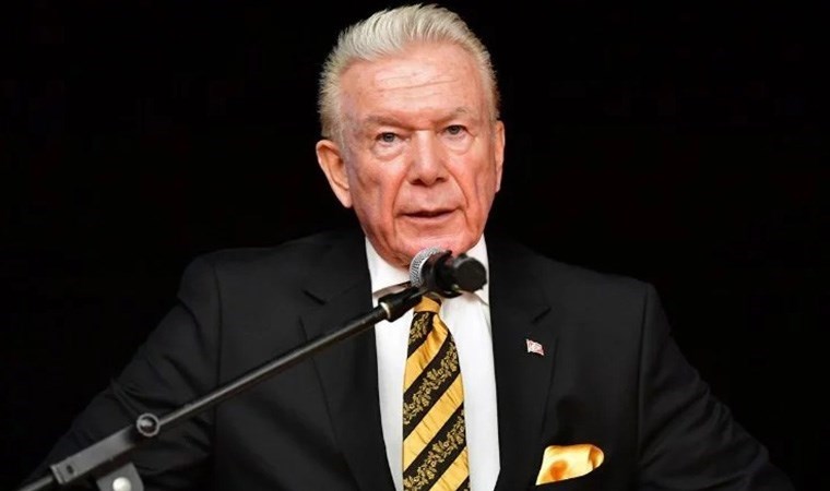 Uğur Dündar’dan meraklandıran paylaşım… Bugünü işaret etti: ‘Gündem değişecek’