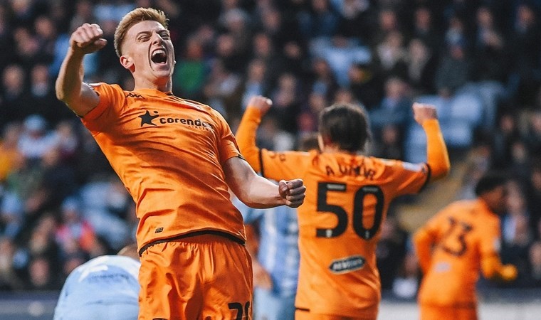 Hull City play-off iddiasını sürdürdü!