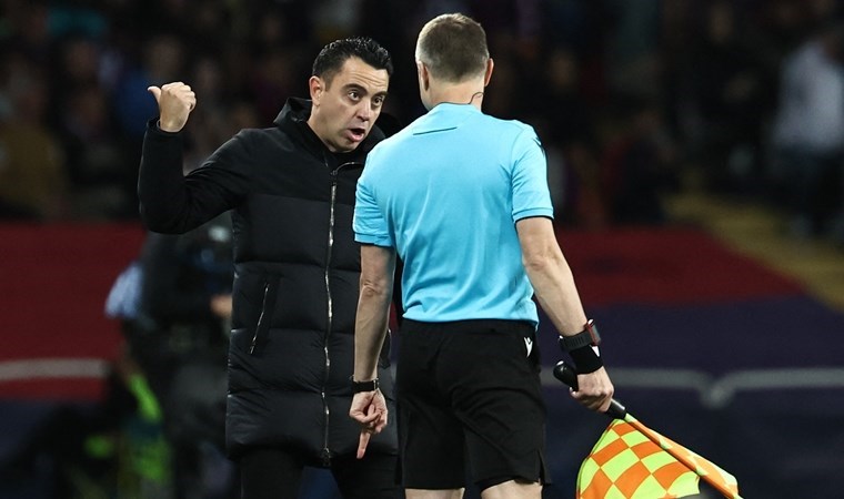 Barcelona’da Xavi’den sert tepki: ‘Utanç verici’