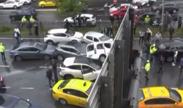 Son dakika…. Beşiktaş’ta Büyükdere Caddesi’nde zincirleme kaza