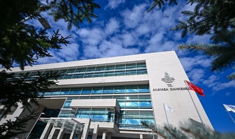 AYM’den önemli karar: Üniversitelerde afiş ve toplantı yapmayı yasaklayan maddeler iptal