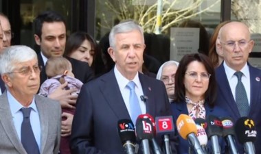 Son Dakika… Rakibini ikiye katlamıştı! Mansur Yavaş mazbatasını aldı – Son Dakika Türkiye,Siyaset Haberleri | Cumhuriyet