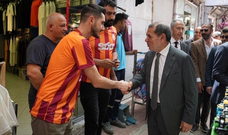 Galatasaray Başkanı Hatay’da… Dursun Özbek’ten tüm kulüplere çağrı!