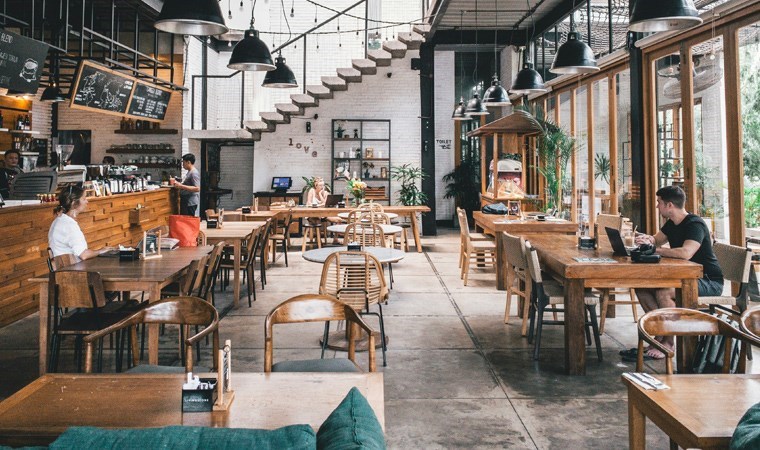 Fatih Altaylı’dan ‘restoran boykotu’ eleştirisi: ‘364 gün kazıklanmaya razı gelip…’