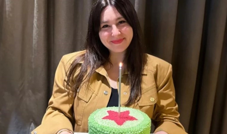 Pastası gündem oldu: Yasemin Sakallıoğlu’ndan açıklama geldi!