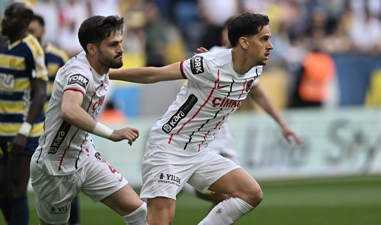 Süper Lig’de bir ilk: Yabancı VAR tarihe geçti!