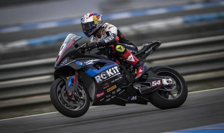 Toprak Razgatlıoğlu, Hollanda’daki ilk yarışta 2. oldu