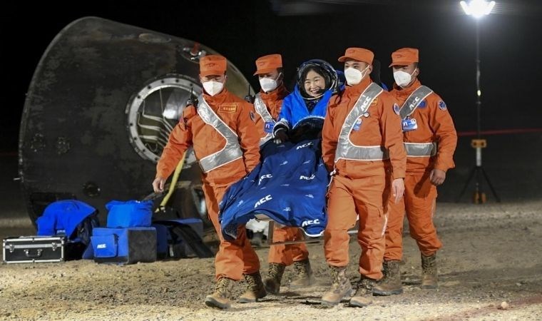 Uzay istasyonundaki taykonot ekibi Dünya’ya döndü!