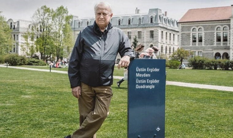Boğaziçi Üniversitesi’nin seçimle göreve gelen ilk rektörü Üstün Ergüder okula alınmadı