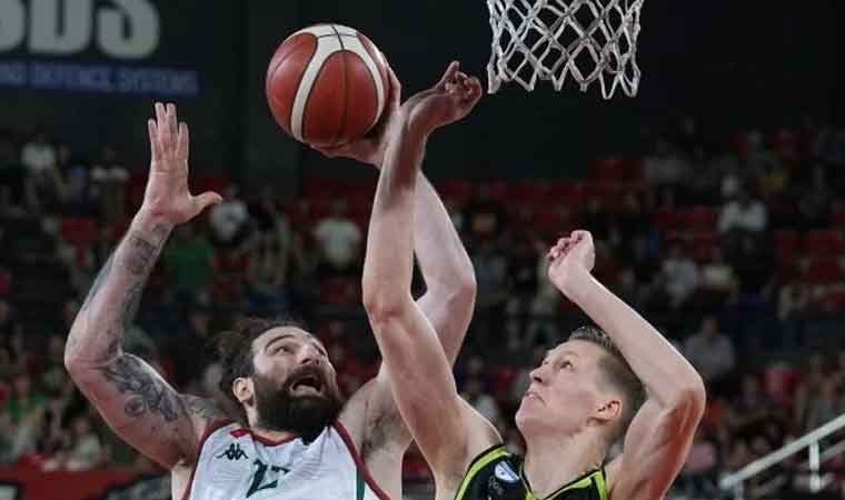 Pınar Karşıyaka evinde rahat kazandı