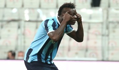 İnter – Napoli maçında yaşananlar gündem olmuştu: Mario Balotelli'den ırkçılık tartışmalarına sert tepki! – Son Dakika Spor Haberleri | Cumhuriyet