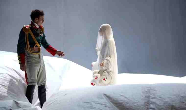 İBB Şehir Tiyatroları ‘Savaş ve Barış’ı Madach Uluslararası Tiyatro Buluşması’nda sahneleyecek!