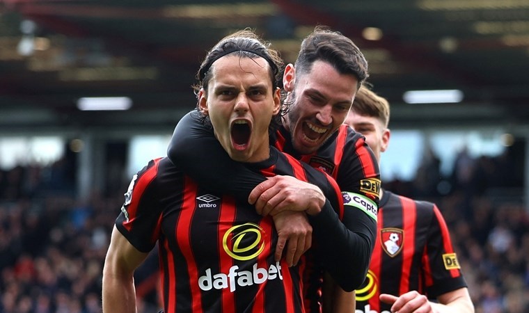 Enes Ünal, Brighton karşısında yıldızlaştı