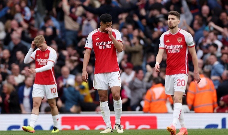 Arsenal sahasında liderlik şansını kaybetti!