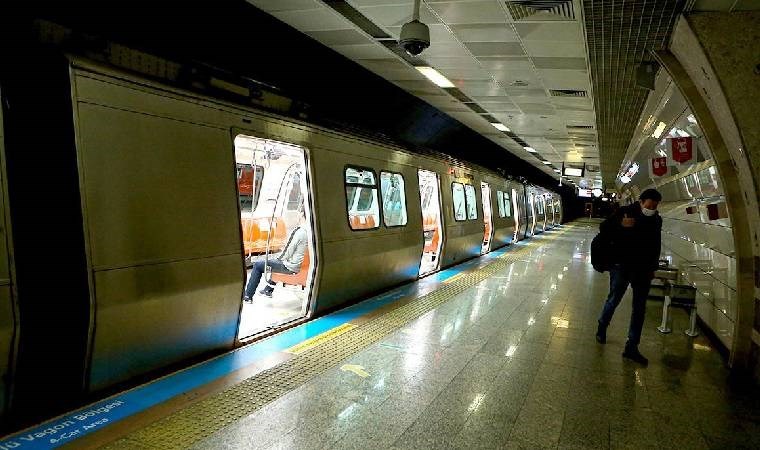 Metro arızası nedeniyle Altunizade İstasyonu’nda yoğunluk