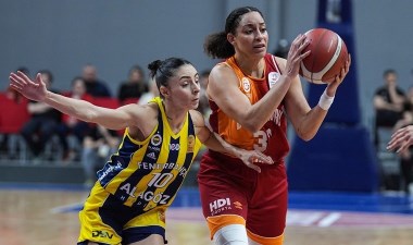 Fenerbahçe, Galatasaray engelini geçerek adını finale yazdırdı – Son Dakika Spor Haberleri | Cumhuriyet