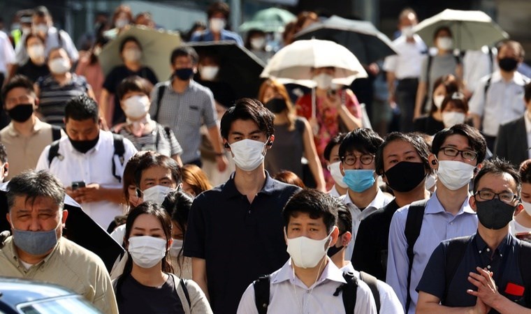 Japonya’da koronavirüs ilaçları imha edilecek: ‘2 milyar dolar değerinde…’