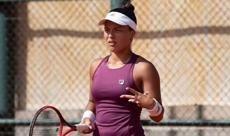 Alex De Souza’nın kızı Antalya’da tenis turnuvasına katıldı