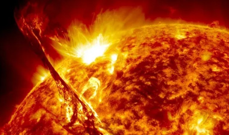 Bakanlık açıkladı… Güneş patlaması Türkiye’de iletişimi etkileyecek mi?