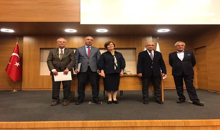 “Atatürk Üzerine” ve “Kurtuluşun Türkiye’si 1922 Ankara Yazı”