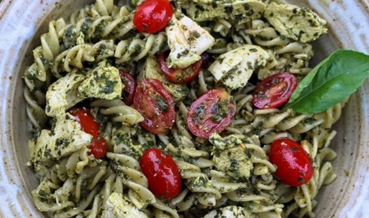 Nefis pesto soslu makarna tarifi…