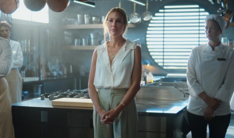 Meryem Uzerli ekranlara dönüyor: Yıldızlar geçidi gibi bir kadro…