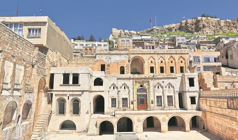 İlki 2010 yılında düzenlenen etkinlik şehri yeniden hareketlendirdi: Mardin’de bienal coşkusu