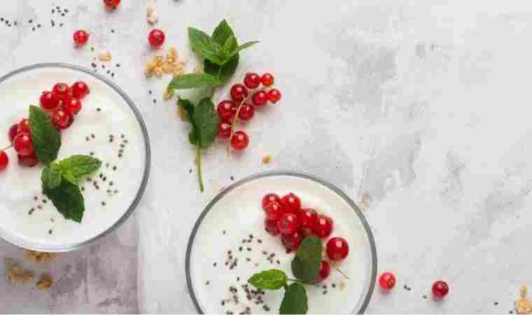 Tatlı krizlerine hafif bir seçenek: Parfe tarifi…