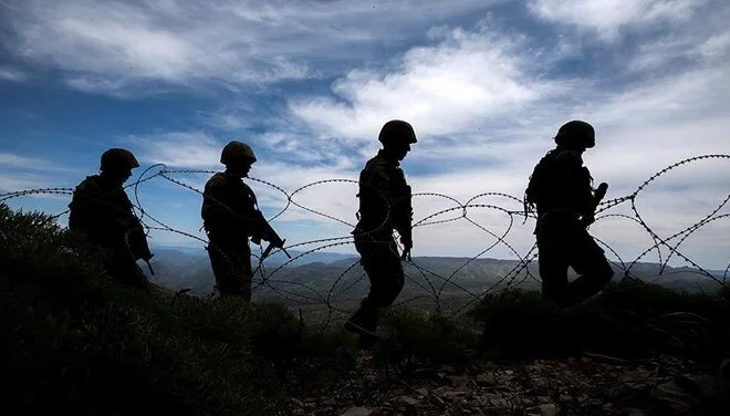 İki İlde 21 Düzensiz Göçmen Yakalandı