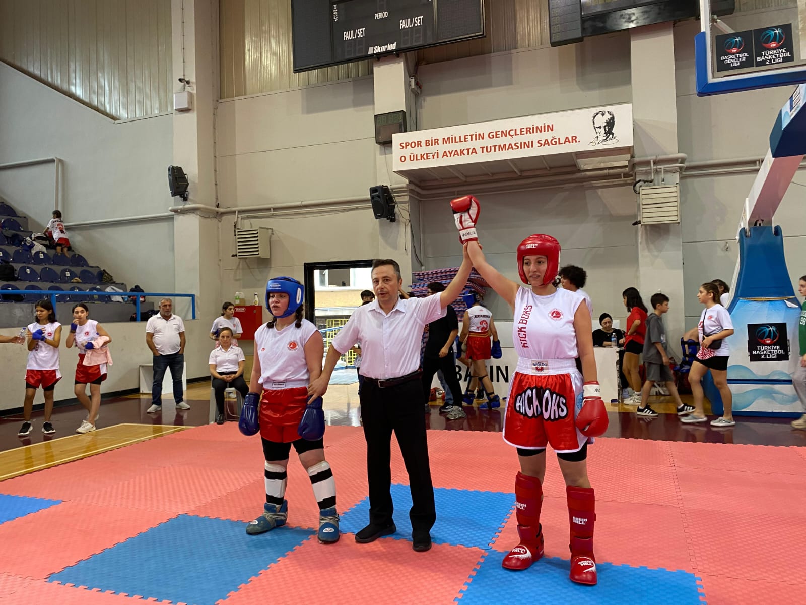 Semih Erden Spor Salonu ile Bayrampaşa’nın Geleceğine Sağlıklı Nesiller Yetiştiriyoruz