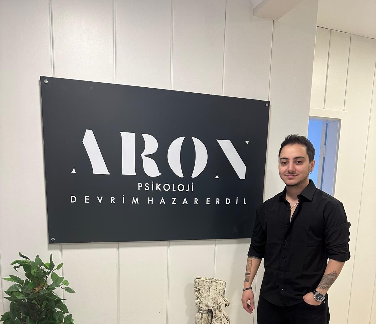 Devrim Hazar Erdil, İnsan Psikolojisine Olan Derin İlgiyle Alanında Kendine Bir Yer Edindi