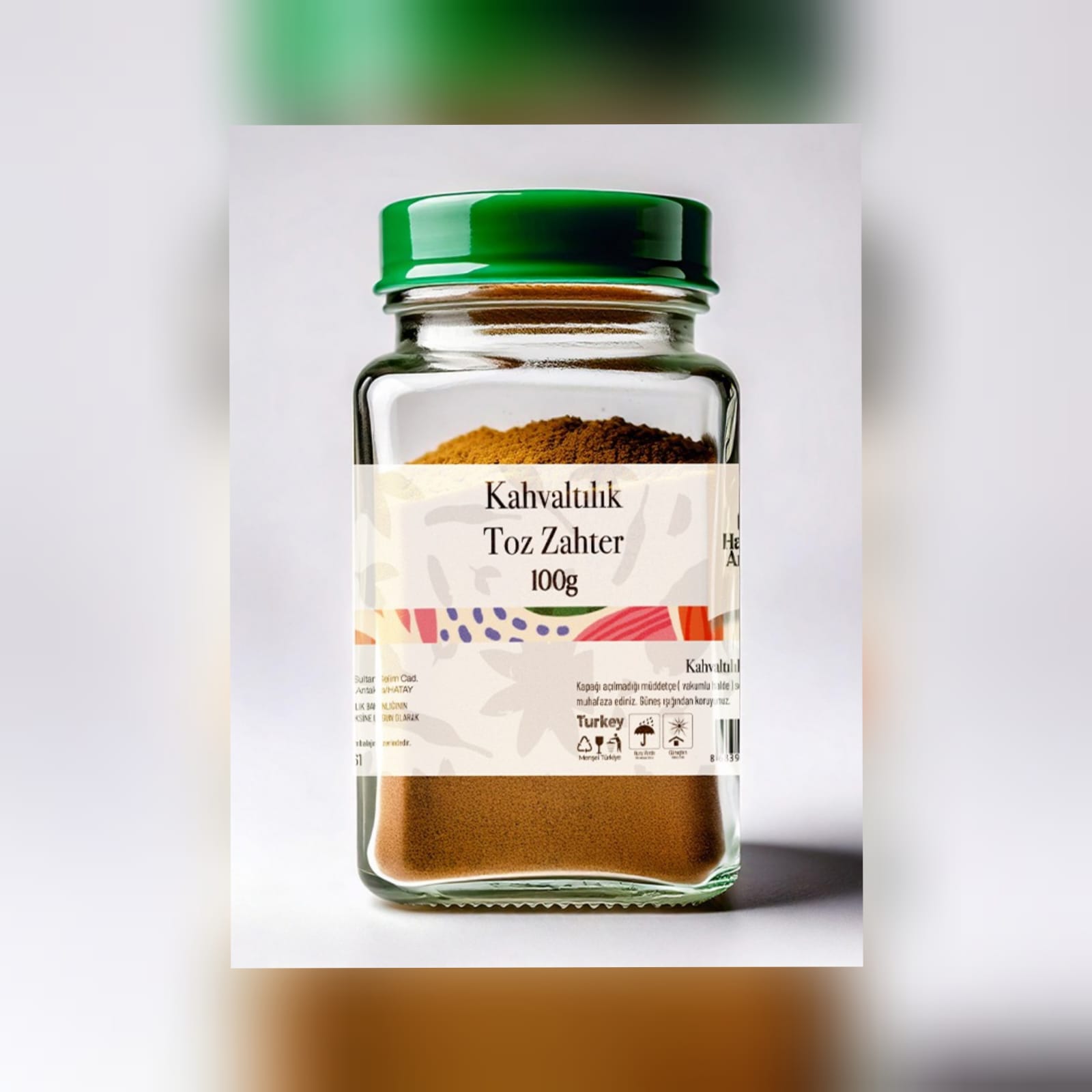 Hayriye Ana Yöresel, Üretici ve Çalışanlarıyla Birlikte Ayakta