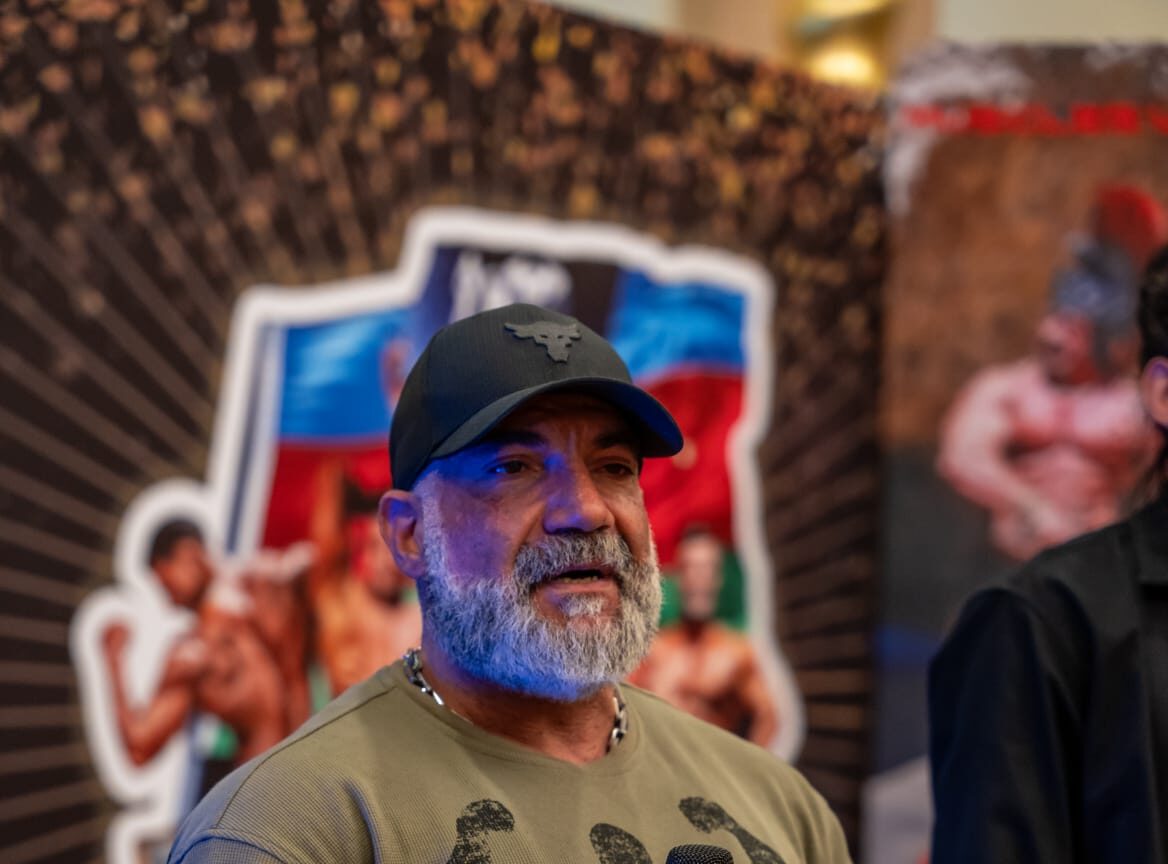 Vücut Hocası CAN ÜNAL: Profesyonelliğe Giden Yolda Lideriniz