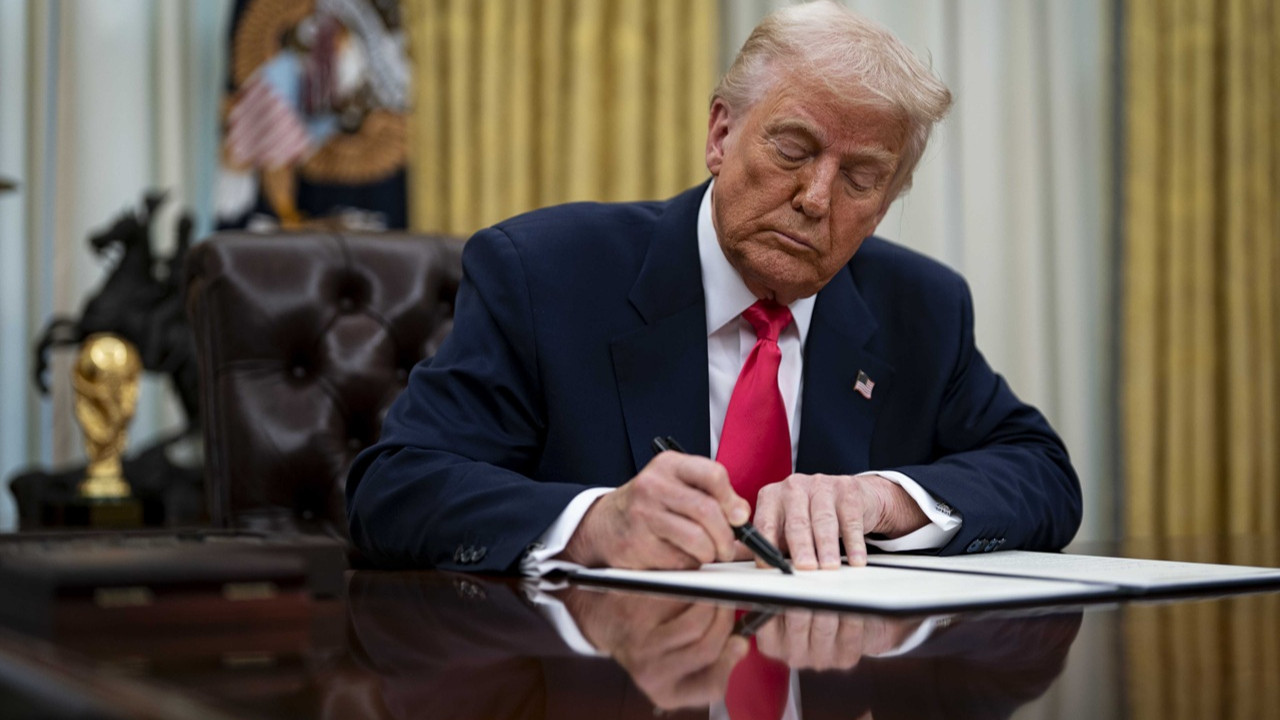 Trump tan Yeni Gümrük Kararı İthal Araçlara Yüksek Vergi