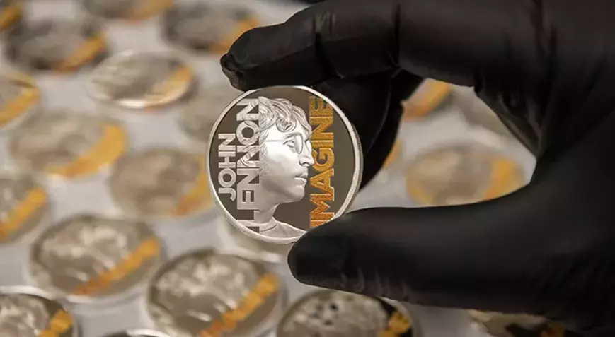 İngiltere John Lennon Anısına Özel Para Bastırdı