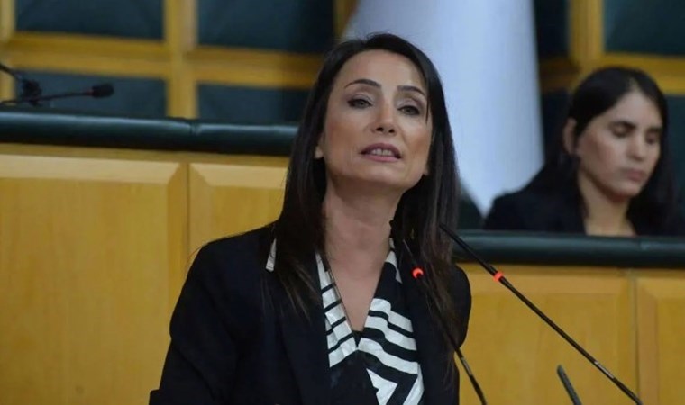 DEM Parti Olağanüstü Toplanacak: İmamoğlunun Gözaltına Alınmasının Ardından Toplantı Kararı Alındı