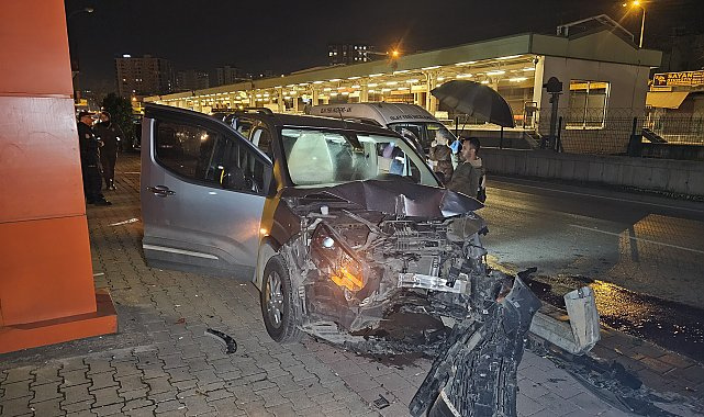 Adana’da Feci Kaza: Elektrikli Bisikletler Otomobille Çarpıştı, 1 Ölü, 1 Yaralı