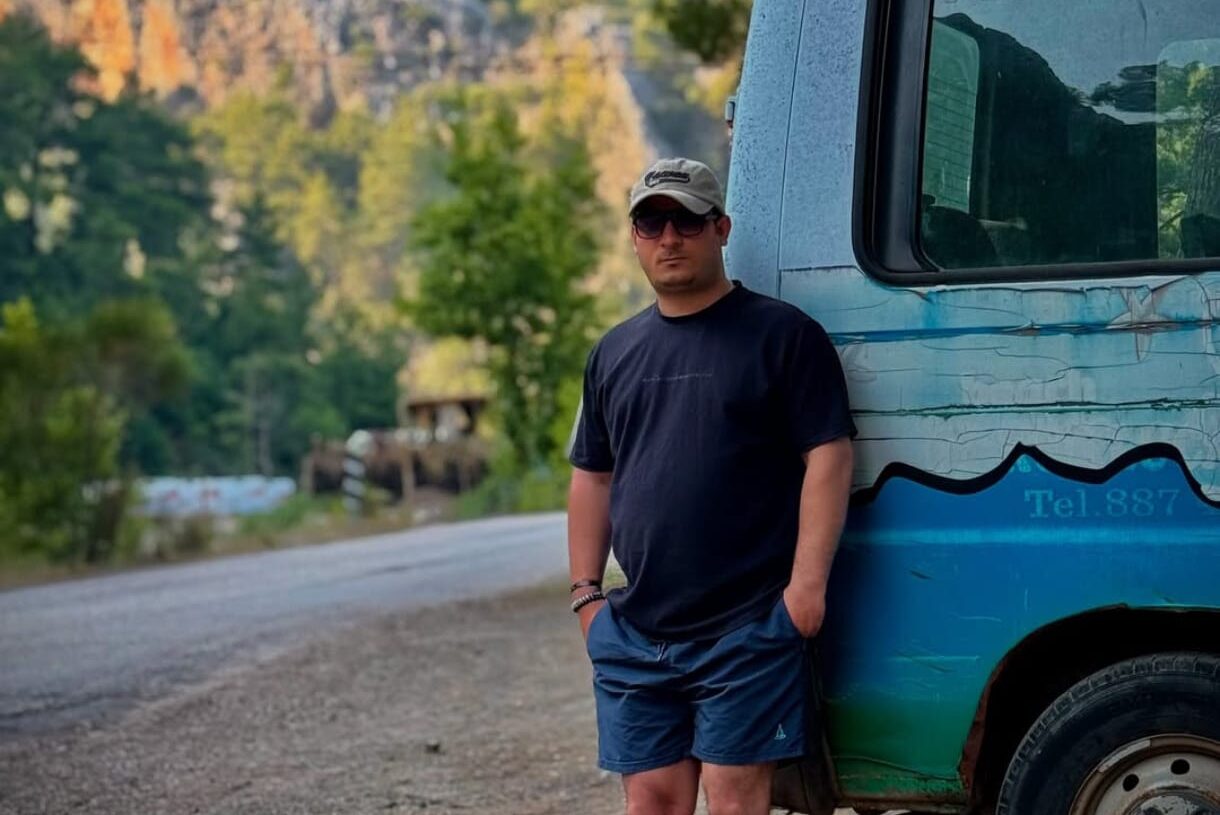 Kaan TURHAL’ın Dijital Dünya Macerası ve Okurlarıyla Kurduğu Bağ