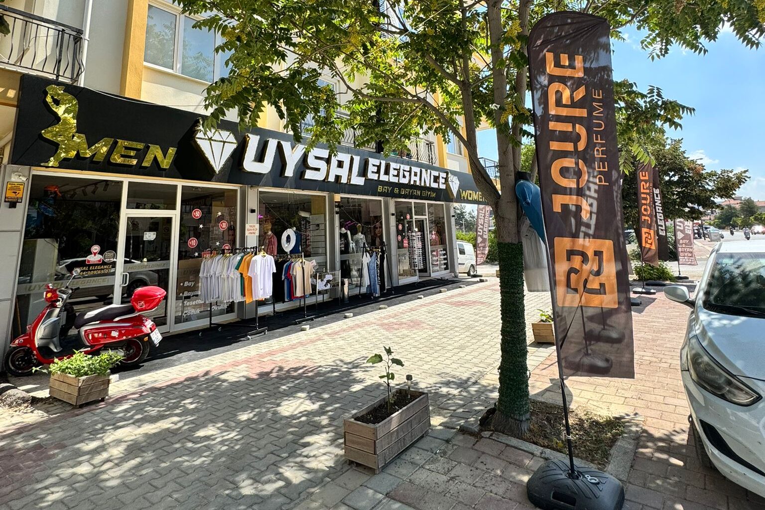Uysal Elegance Çocuk Koleksiyonu: Miniklerin Dünyası Renkleniyor