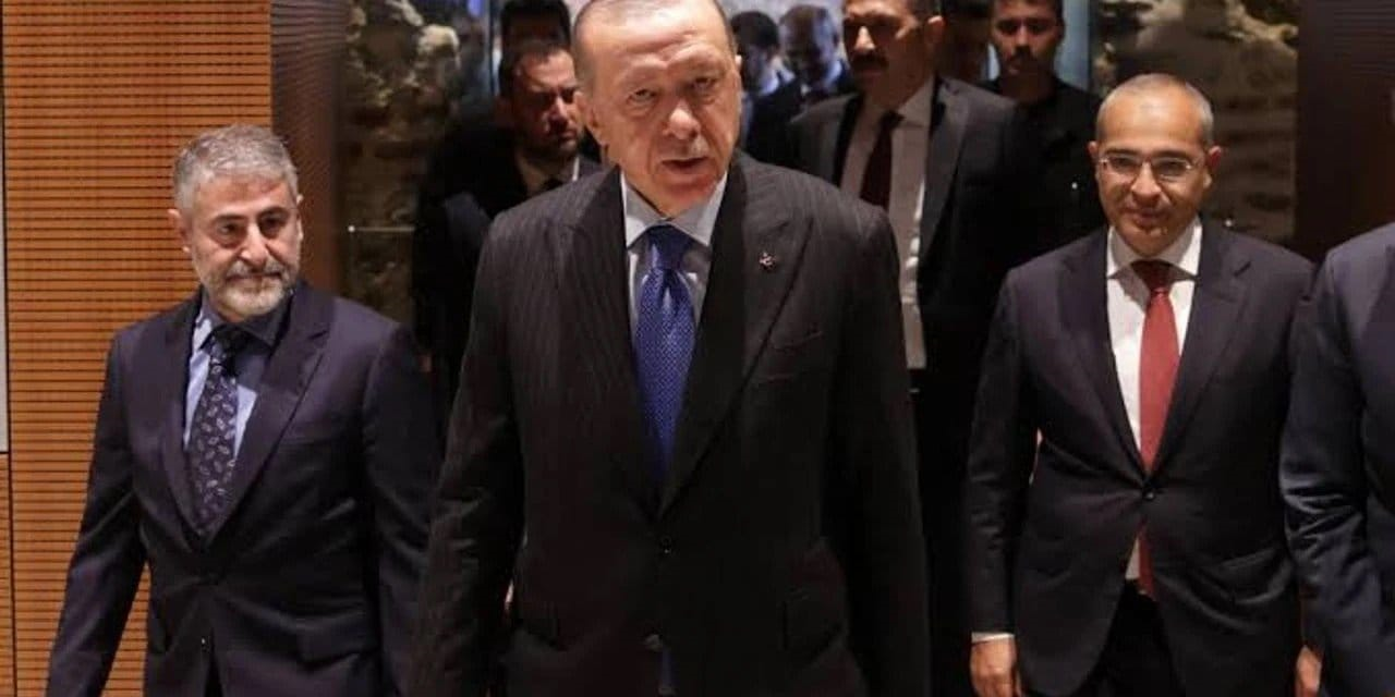 Dolmabahçe’de sürpriz buluşma: Erdoğan’dan sert uyarı!