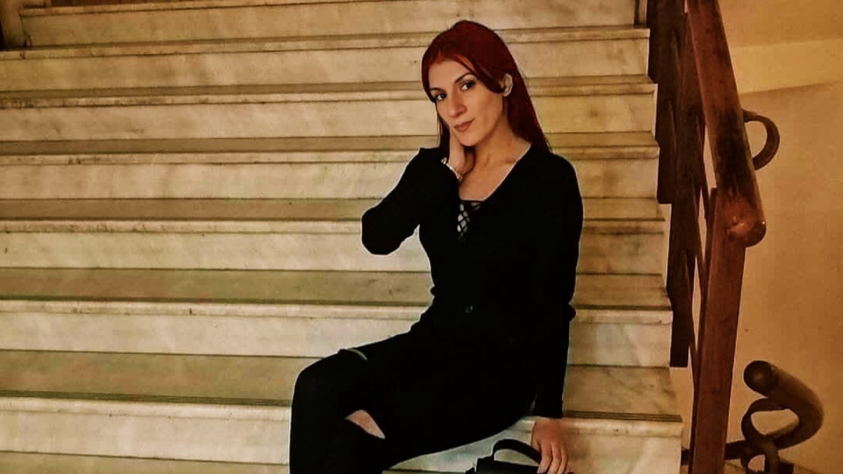 Arzu Candan Sürmen: Kelimelerin Nefesiyle Yaşamak