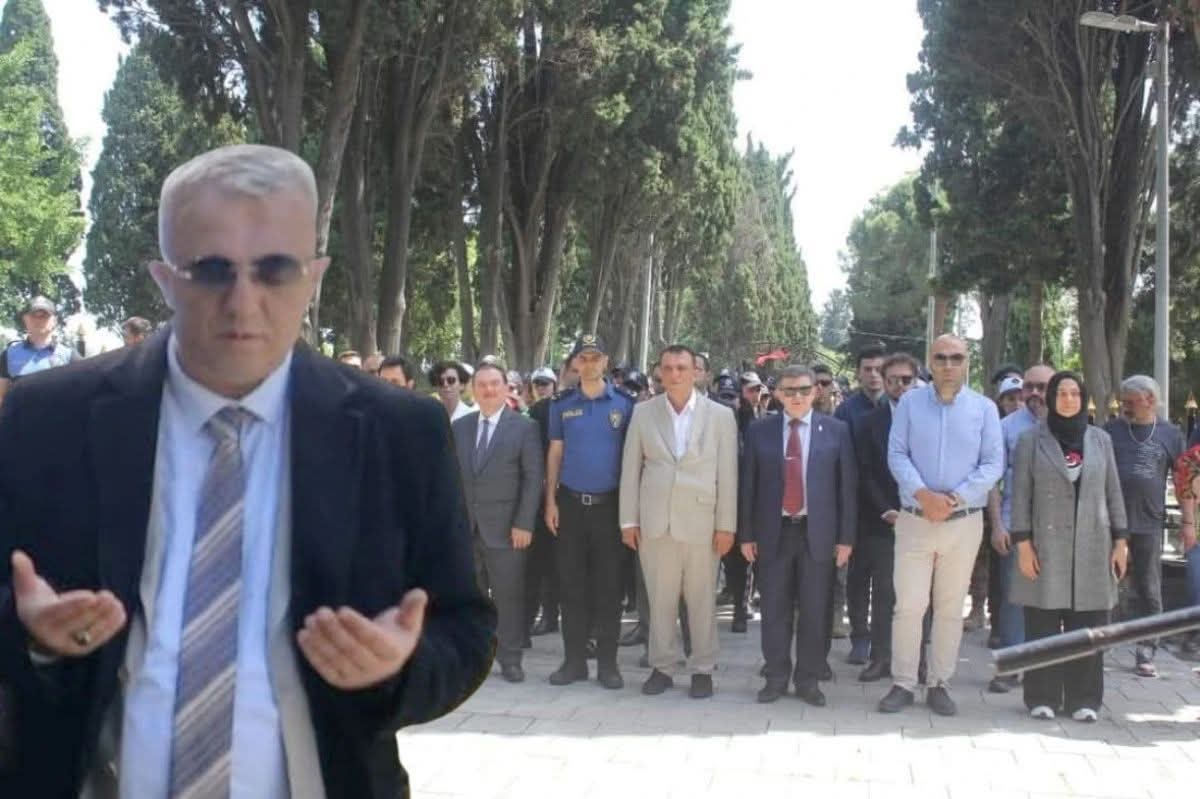 Yasin Hakan Karagözlü, “Dağınık Düşünceler” ile Kalplere Dokunuyor